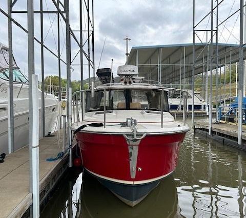 Ranger Tugs R23 image