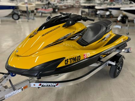 Yamaha-waverunner FZS image