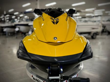 Yamaha-waverunner FZS image