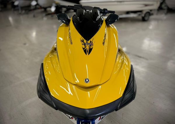 Yamaha-waverunner FZS image