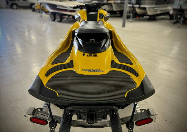 Yamaha-waverunner FZS image