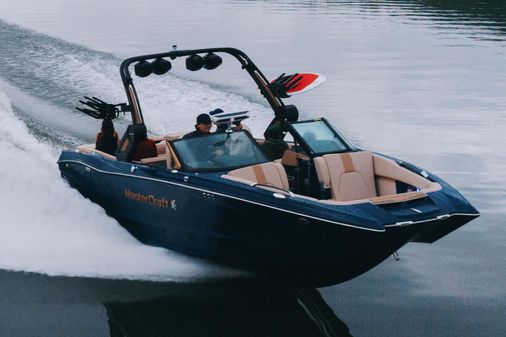 Mastercraft X24 image