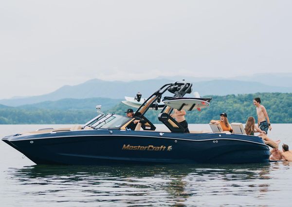 Mastercraft X24 image