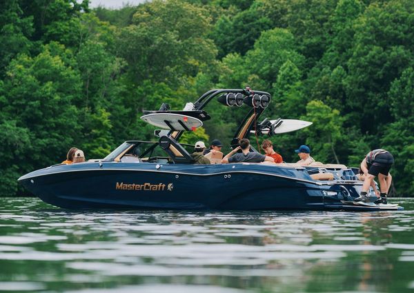 Mastercraft X24 image