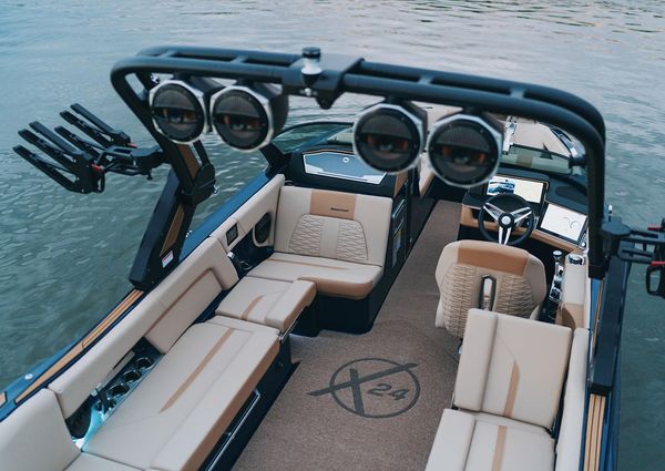 Mastercraft X24 image