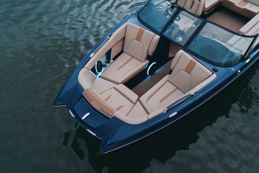 Mastercraft X24 image