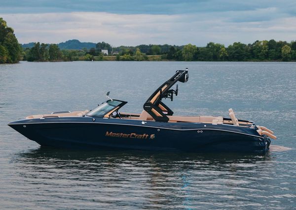 Mastercraft X24 image