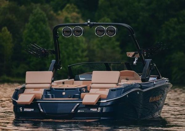 Mastercraft X24 image