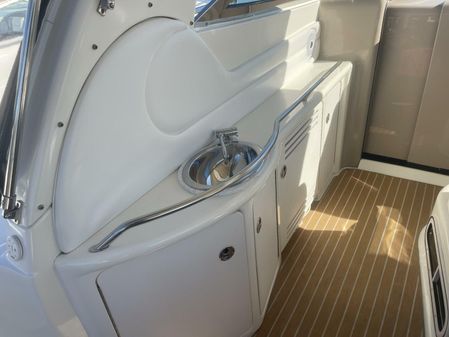 Sea Ray 380 Sundancer image