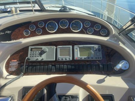 Sea Ray 380 Sundancer image