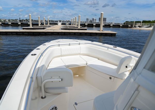 Cobia 262 Center Console image