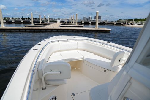 Cobia 262 Center Console image