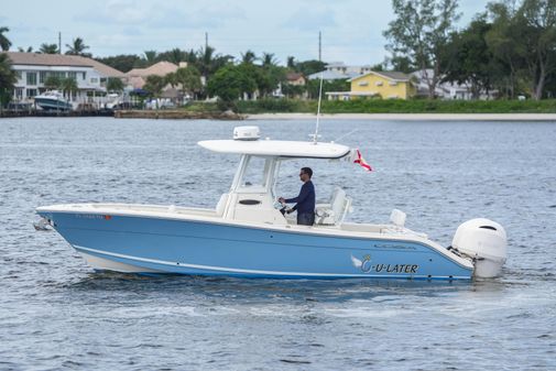 Cobia 262 Center Console image