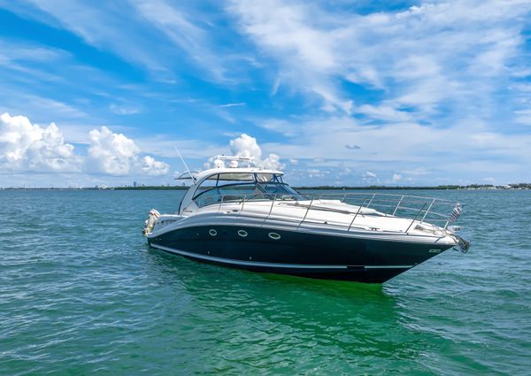 Sea Ray 420 Sundancer image