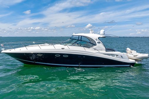 Sea Ray 420 Sundancer image