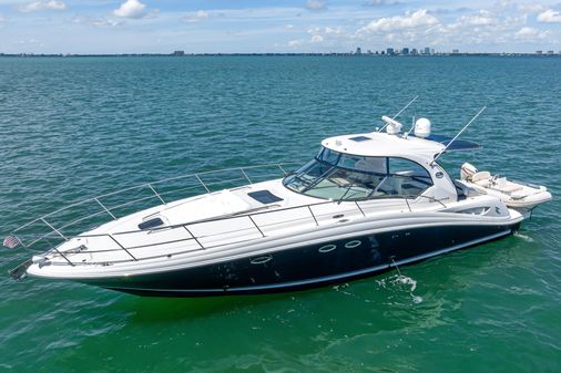 Sea Ray 420 Sundancer image