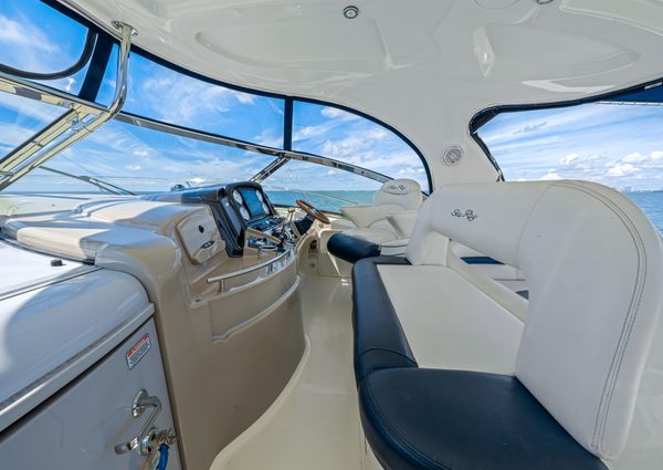 Sea Ray 420 Sundancer image