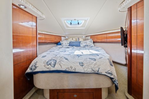 Sea Ray 420 Sundancer image