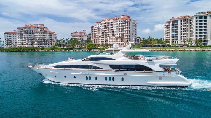 Azimut Flybridge - main image