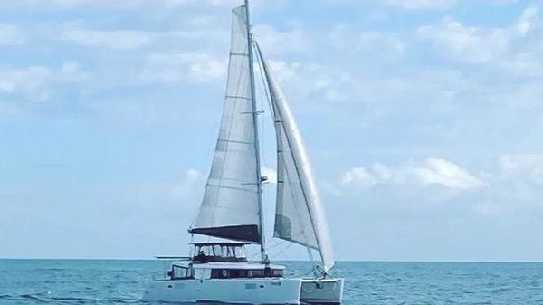 Lagoon 450 F