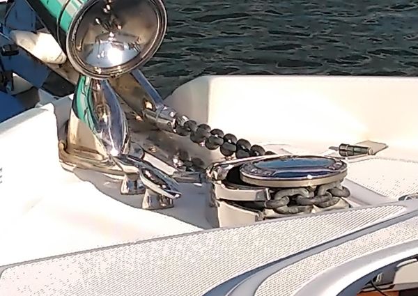 Regal 28 Express image