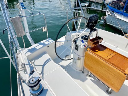 Freedom 45 Aft Cockpit image