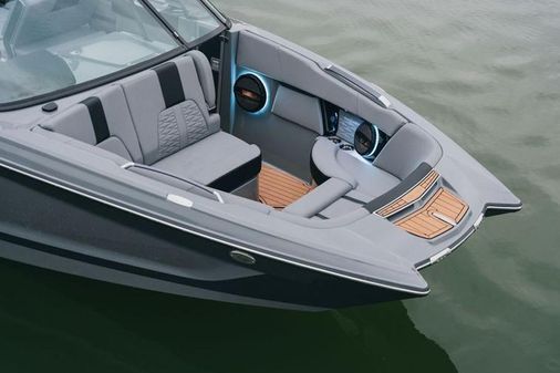 Mastercraft X26 image