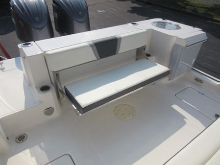 Robalo R270 image