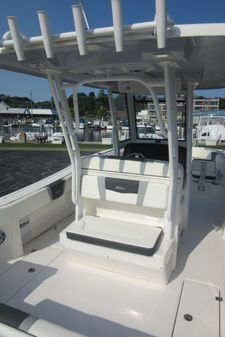 Robalo R270 image