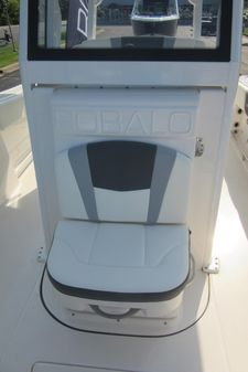 Robalo R270 image