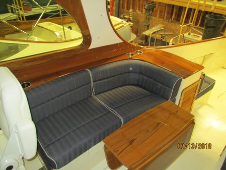 Hinckley Picnic Boat MKIII image