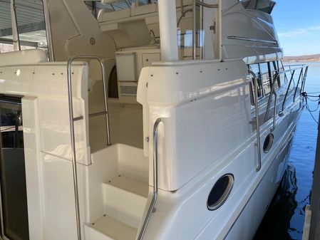 Silverton 442 Cockpit Motor Yacht image