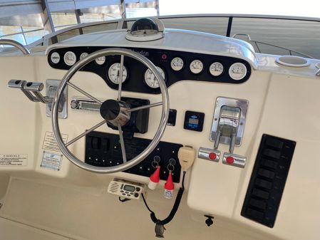 Silverton 442 Cockpit Motor Yacht image