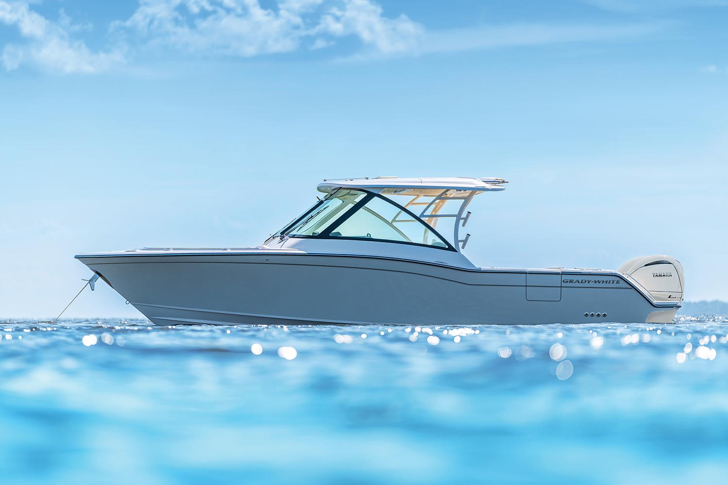 2026 Grady-White Freedom 325 - Boats Incorporated