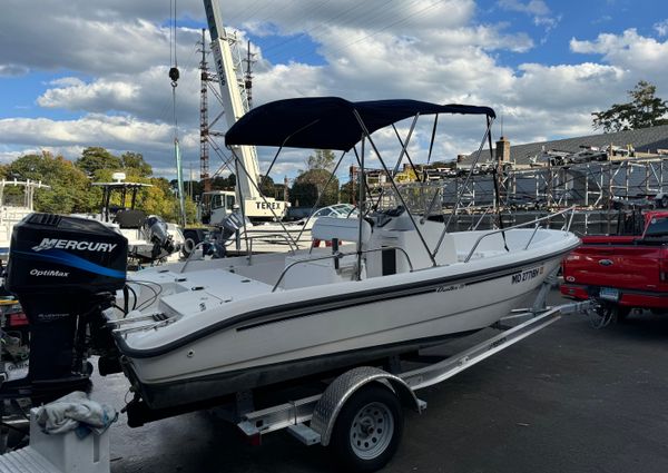 Boston-whaler 18-DAUNTLESS image