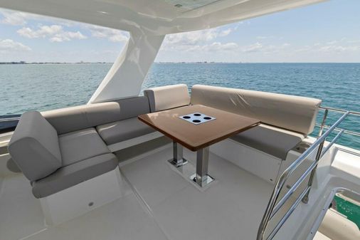 Prestige 590 flybridge image