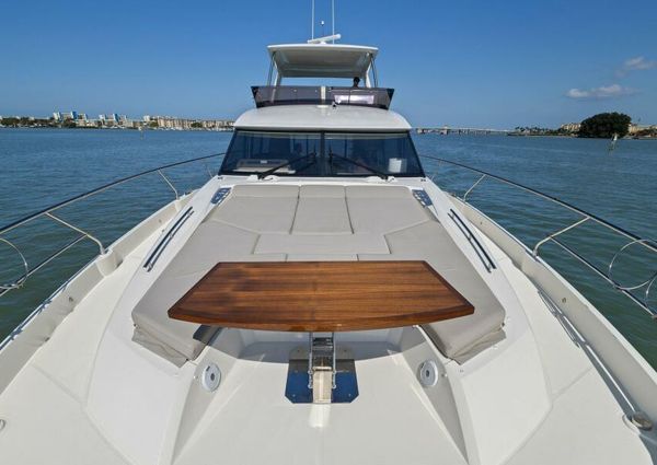 Prestige 590 flybridge image