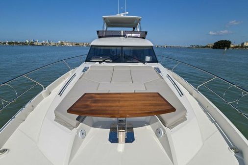 Prestige 590 flybridge image