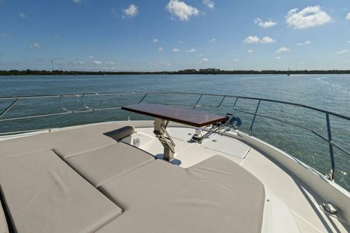 Prestige 590 flybridge image