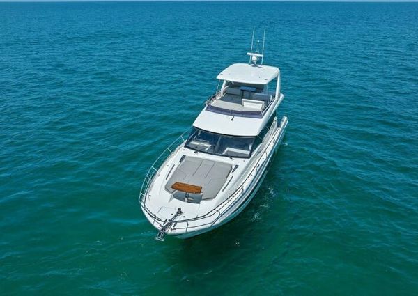 Prestige 590 flybridge image