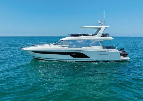 Prestige 590 flybridge image