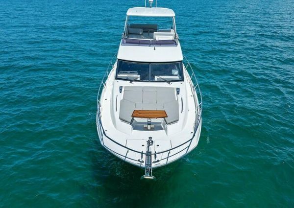 Prestige 590 flybridge image