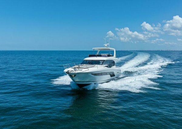 Prestige 590 flybridge image