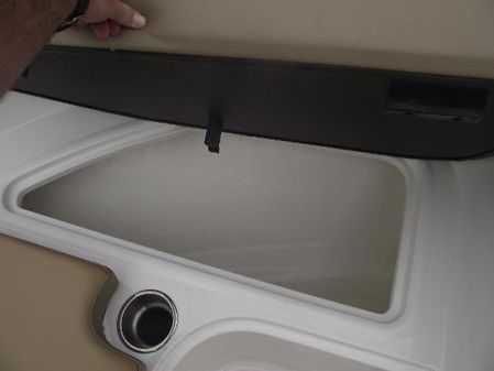 Bayliner VR4-OB image