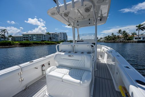 Sea Hunt Gamefish 27 image