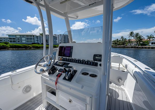 Sea Hunt Gamefish 27 image