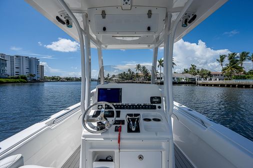 Sea Hunt Gamefish 27 image