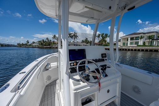 Sea Hunt Gamefish 27 image