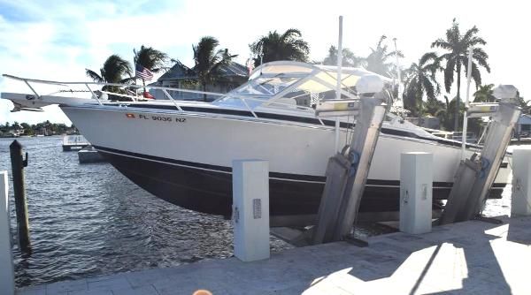 Bertram 31-MOPPIE-FB image