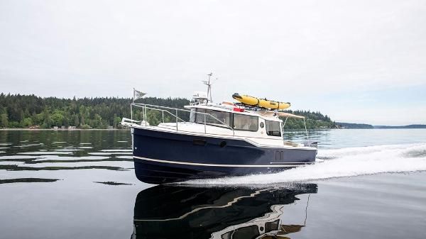 Ranger Tugs R-27 